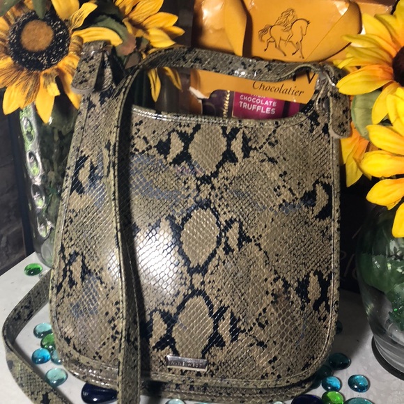 Nine West Saddle Bag - Picture 3 of 8